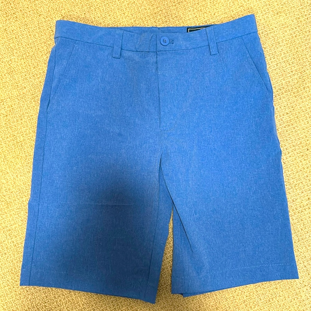 NWOT Boys Vineyard Vines Performance Breaker Shorts, blue, size 14.